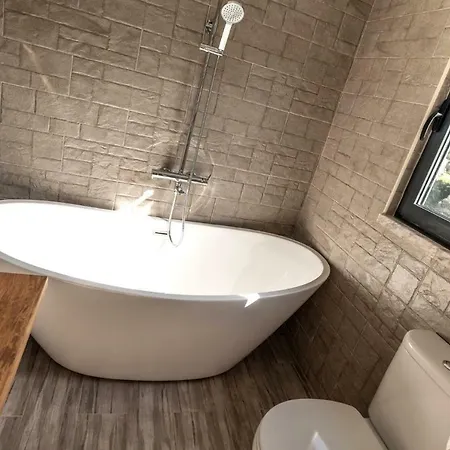 Relaxscape Гостевой дом 4*